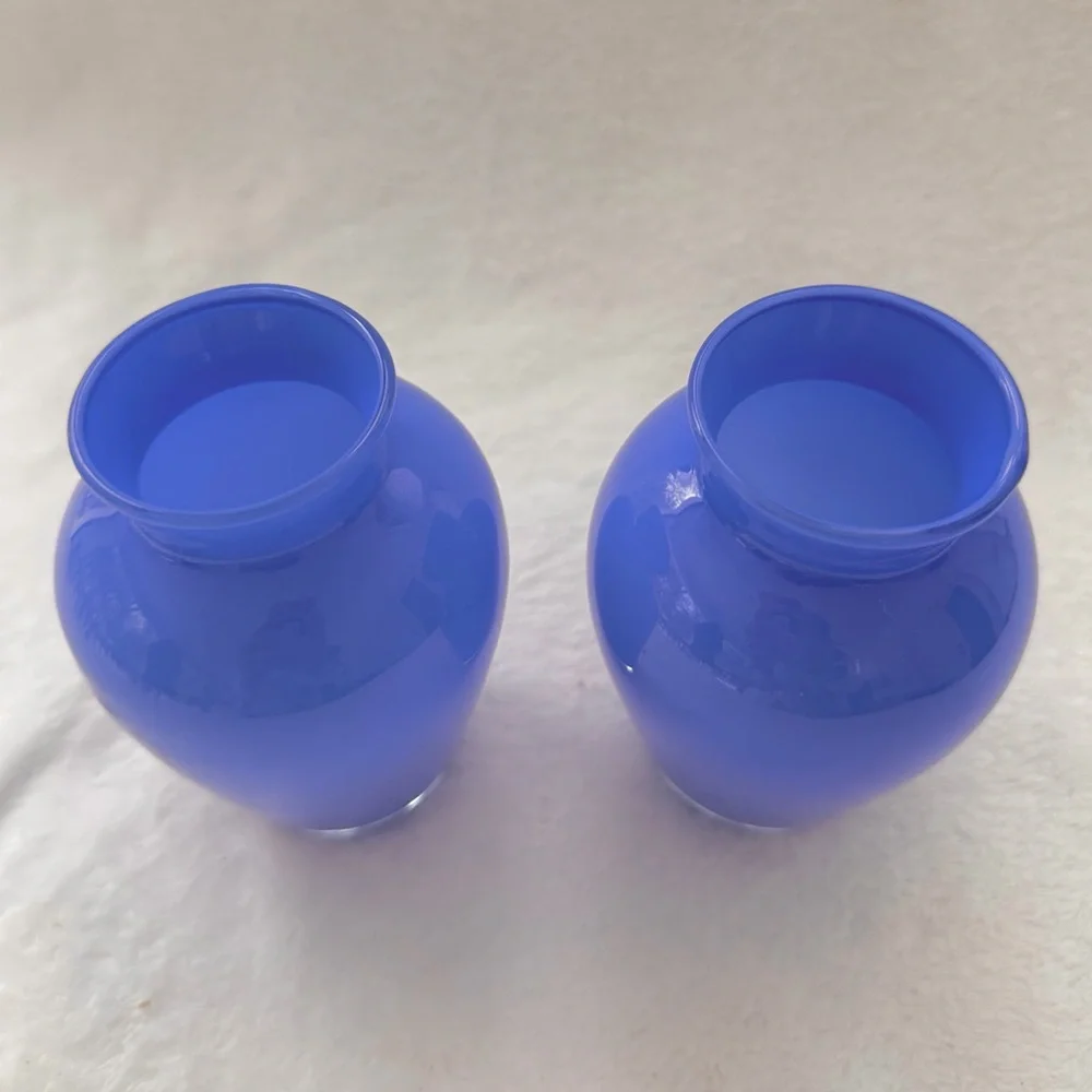 Set 2 Hand Blown Periwinkle Blue Glass Bud Vases Small 5” Tall Cornflower Blue